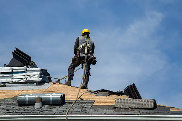 Professional Gutter Installation technician working in Seaford, NY